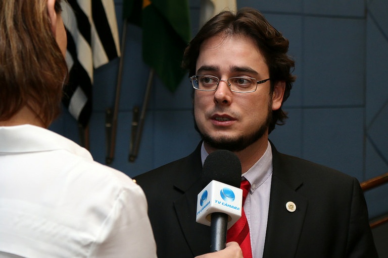 Tourinho irá presidir CEE para debater ações de acolhimento a refugiados sírios e haitianos em Campinas