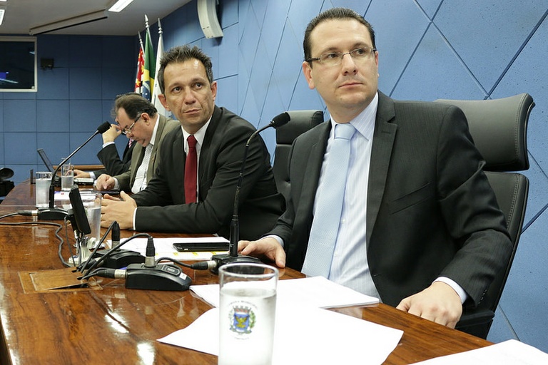Vereadores analisam na sessão de segunda (21) PL que obriga a instalação de fraldário em estabelecimentos comerciais; projetos adiados da última quarta (16) também entram na pauta