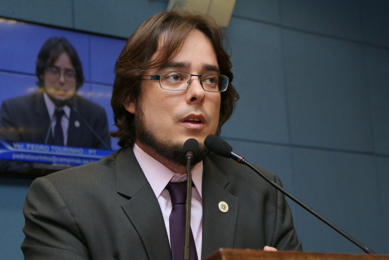 Câmara aprova moção que pede à OAB consulta direta a advogados inscritos na entidade sobre o impeachment  