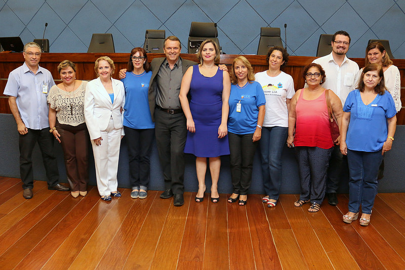 Campanha Abril Azul, que promove a inserção social do autismo, é lançada na Câmara