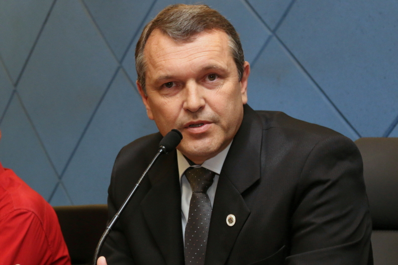 Primeira parte da sessão desta quarta-feira (27) terá apresentação sobre academia adaptada   
