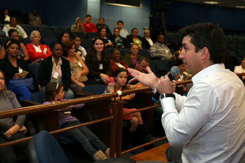 Thiago Ferrari promove Debate Público para discutir os problemas estruturais e sociais do Residencial Bassoli