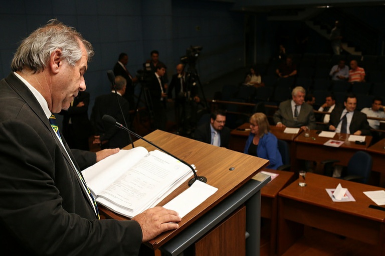 Vereadores aprovam decreto confirmando parecer negativo do TCE em relação a contas de 2009 de Campinas; ex-prefeito Hélio ficará inelegível até 2024
