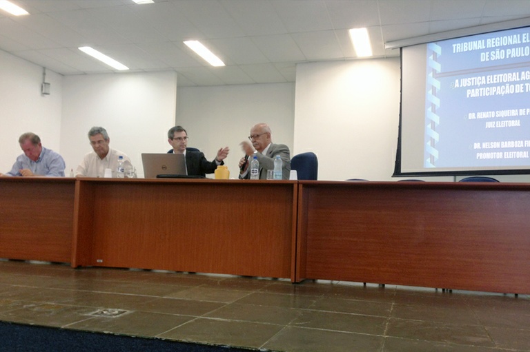 TV Câmara participa de reunião com Justiça Eleitoral sobre determinações envolvendo Horário Eleitoral Gratuito, que se inicia no próximo dia 26 de agosto