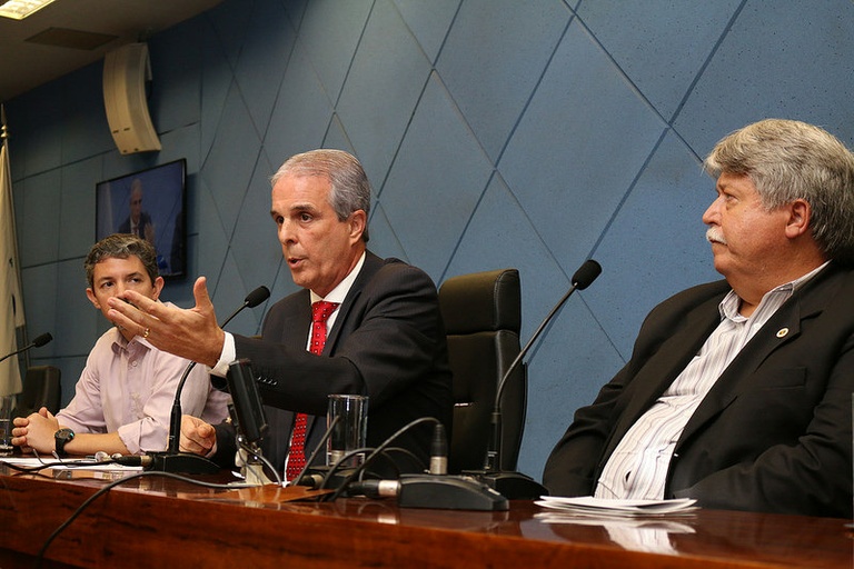 Em exposição à Comissão Permanente de Mobilidade, secretário diz que falhas detectadas no transporte público serão corrigidas em nova licitação