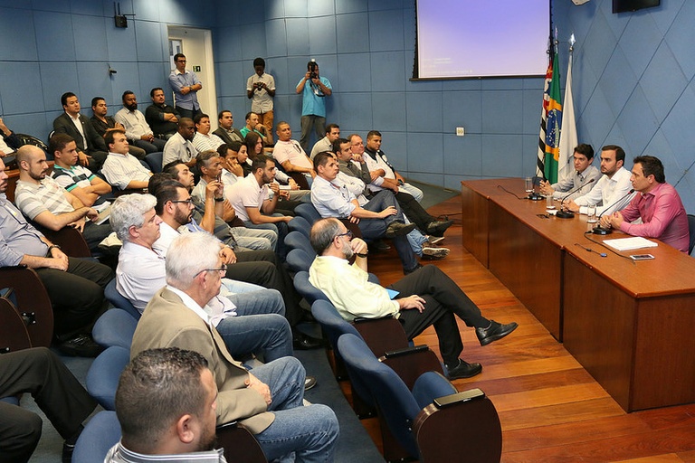 Em reunião na Câmara, motoristas do Uber pedem celeridade em regulamentação do aplicativo