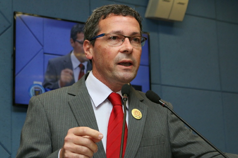 Paulo Bufalo requer Comissão de Estudos para analisar riscos corridos por agentes da Emdec