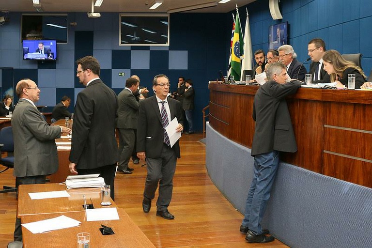 Nesta quarta (30), Câmara vota em 2ª análise o Orçamento de Campinas para 2017, a Planta Genérica de Valores e proibição de fogos de artifício na cidade