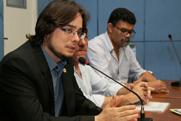 Tourinho promove nesta quarta-feira (05/10) debate sobre benzeno