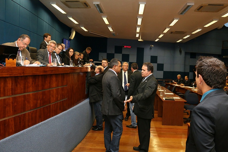 Vereadores analisam na próxima segunda-feira (31) - em 2ª discussão - aumento do capital da COHAB; verba deve servir para ampliação dos investimentos em habitação popular