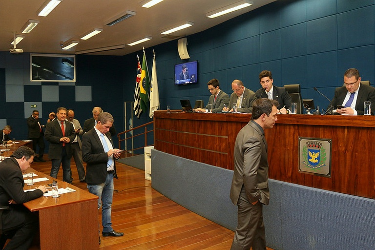 Vereadores analisam na segunda-feira (19) PL que cria cadastro para mapeamento dos casos de câncer na cidade 