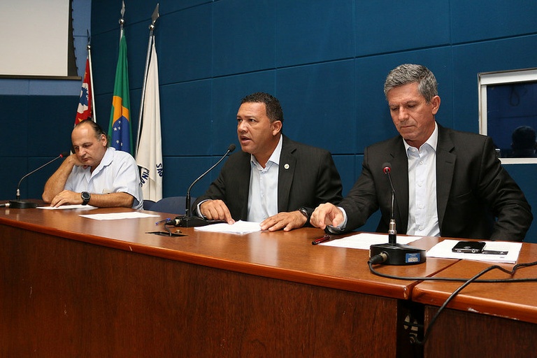Comissão discute nesta quarta-feira (19) políticas públicas para animais acumulados