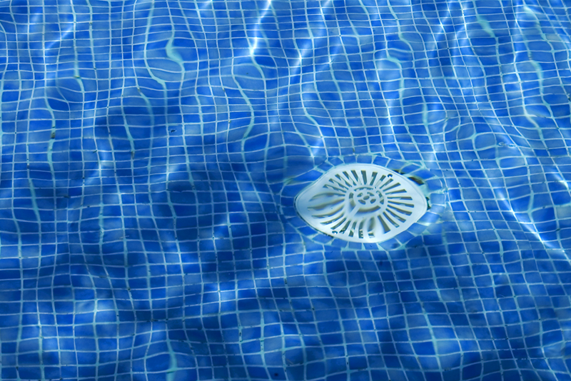 Segurança e prevenção: projeto de Rafa Zimbaldi torna obrigatória instalação de dispositivo que interrompe sucção em piscinas coletivas; neste ano já foi registrada morte em hotel que poderia ser evitada