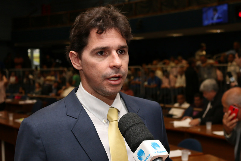 Marcelo Silva protocola pedido para instaurar Comissão Processante contra prefeito, que será colocado em votação em  fevereiro