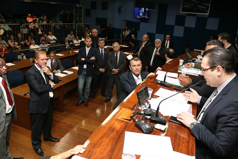 Na última Sessão Ordinária do ano, vereadores votam orçamento para 2018 e mais outros nove projetos nesta quarta-feira