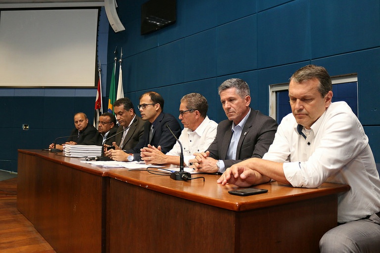 Ouro Verde: Comissão Mista define relator, agenda visita ao MP na próxima segunda-feira (18) e garante que continuará trabalhando no recesso parlamentar