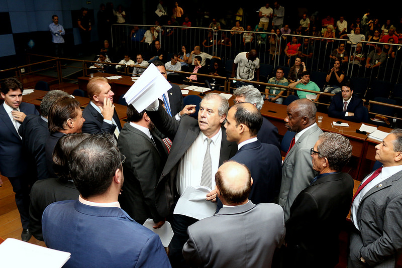 Vereadores aprovam, em votação definitiva, PL que autoriza supressão de árvores em APA visando à construção de barragem contra crise hídrica e, em 1ª análise, orçamento de Campinas para 2018
