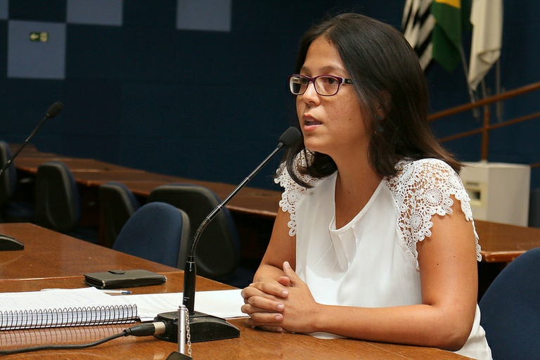 Vereadora Mariana Conti discute enfrentamento à violência contra a mulher na primeira parte da sessão desta quarta-feira (01/02)