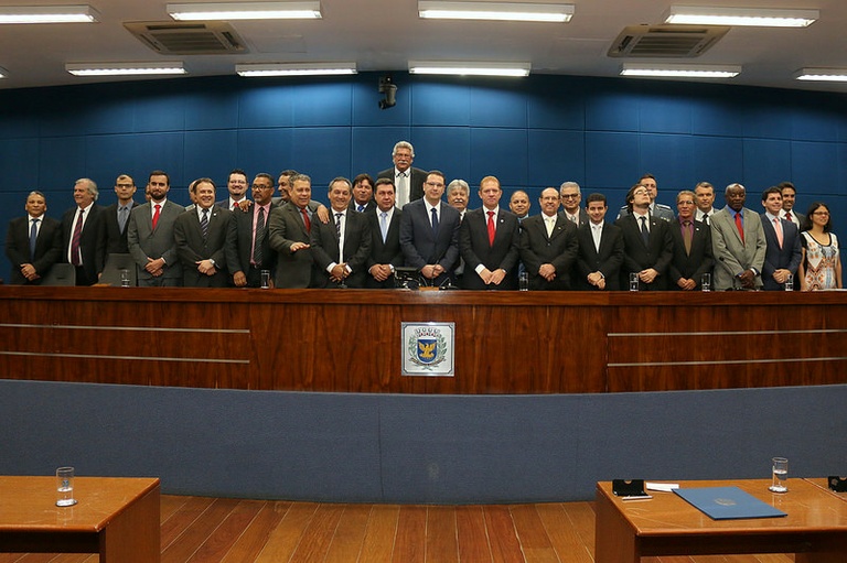 Câmara elege Rafa Zimbaldi como presidente da Casa para o biênio 2017-2018; confira a nova Mesa Diretora do Legislativo