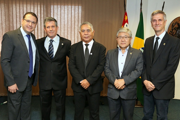 Paulo Haddad e Jota Silva são empossados, e von Zuben e Yabiku se despedem da Câmara para assumir secretarias municipais