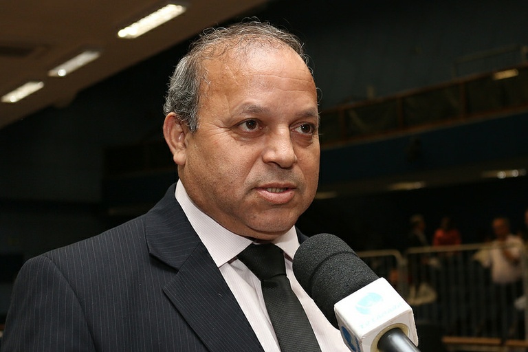 Ailton da Farmácia propõe criar link ‘Quanto custa’ no site da Prefeitura para divulgar valores de tributos e tarifas