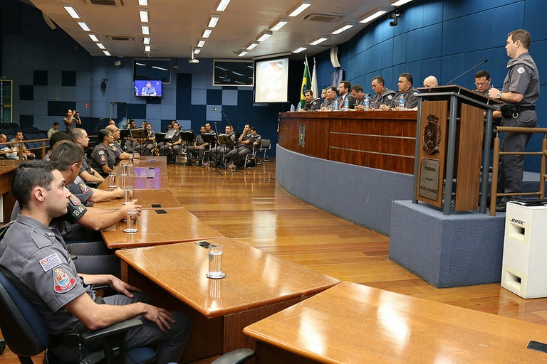 Balanço: Comissão de Segurança trabalha para que integração de sistema inteligente de GM e PM saia do papel; homenagem foi realizada nesta terça (25) na Câmara