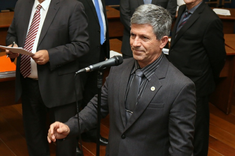 Paulo Haddad comemora publicação de decreto que vai permitir a construção de rede de esgoto no San Conrado