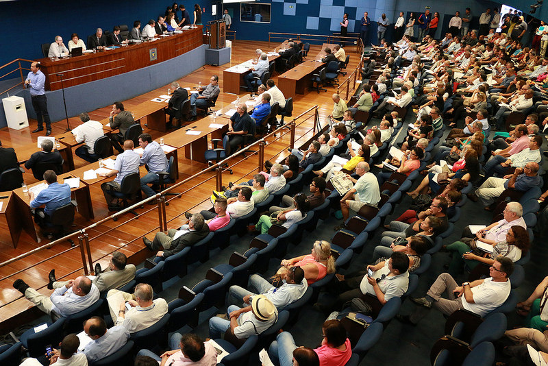 Câmara homenageia personalidades ligadas ao esporte na noite desta terça (20)