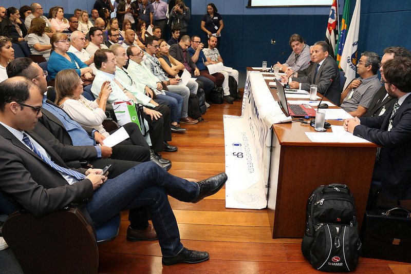 Professor garante que optometria pode ajudar na redução das filas do SUS para atendimento oftalmológico 