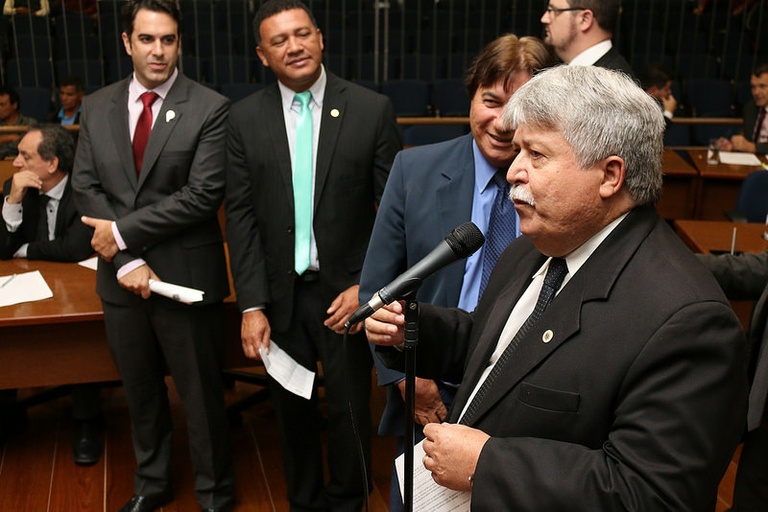 Originalmente idealizado pelo vereador Schneider e debatido na Câmara com amplo diálogo com entidades da causa, Estatuto de Proteção e Defesa dos Animais é aprovado em 1ª votação