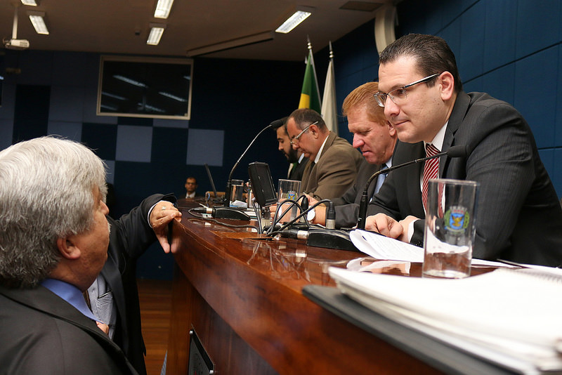 Vereadores analisam 11 projetos na sessão desta quarta-feira (10)