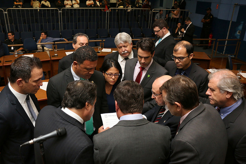 Vereadores analisam na sessão da próxima segunda-feira (22) PL que amplia transparência dos serviços públicos