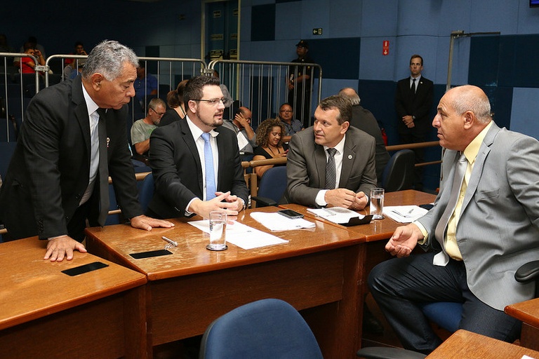 Câmara aprova, em 1ª votação, PL de autoria do Executivo que cria programa de supervisão para estagiários da área da saúde