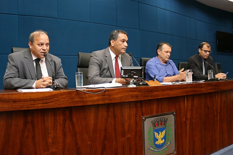 Comissão da Saúde debate UPA do São José e planeja diligência à Brasília-DF