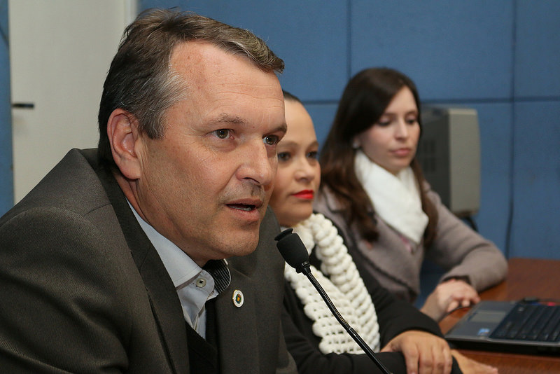 Comissão Permanente das Pessoas com Deficiência ou Mobilidade Reduzida se reúne nesta terça-feira (21) para apresentar cadeira controlada pelas expressões faciais