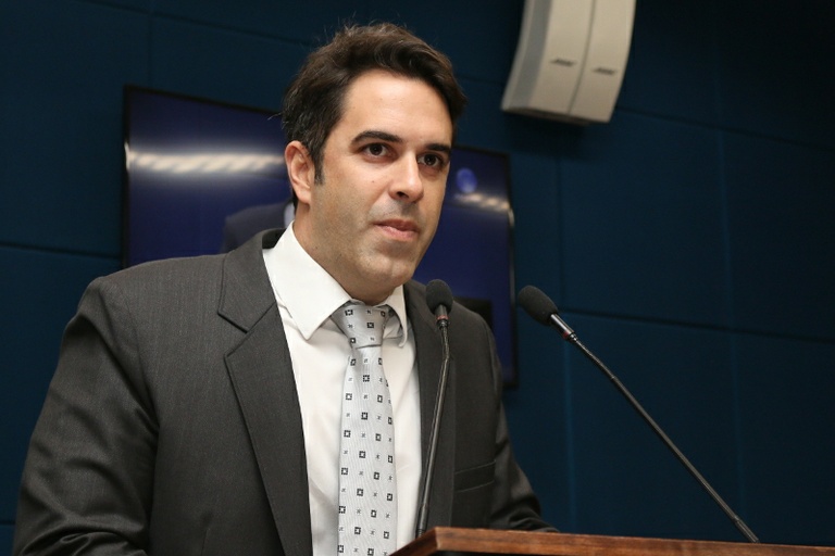 Nelson Hossri pede mais rigor na fiscalização junto a bares e casas noturnas