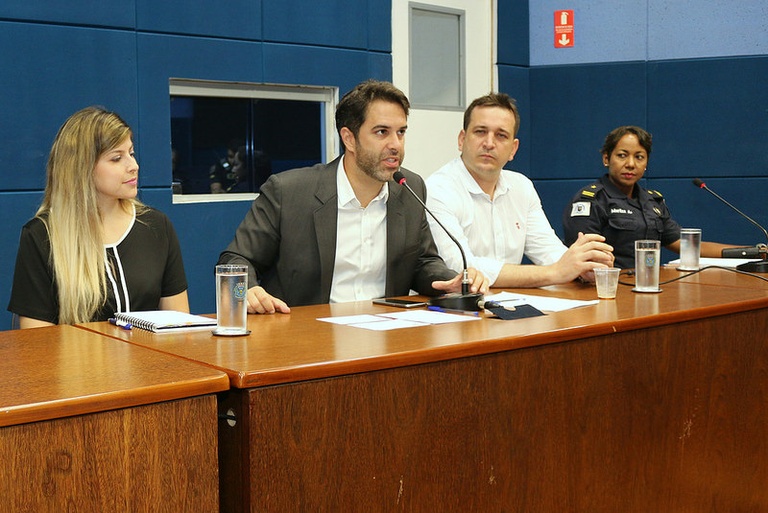 Nelson Hossri (PTN) recebe oficiais dos programas de combate às drogas para ajustar ações