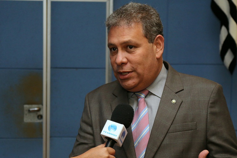 Por razões pessoais, vereador Carmo Luiz (PSC) se licenciará por 30 dias; suplente Cláudio da Farmácia deverá assumir a cadeira