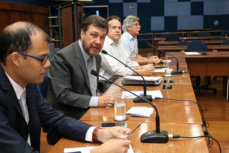 Constileg aprova Orçamento para 2018; proposta deve ser votada na legalidade na próxima semana