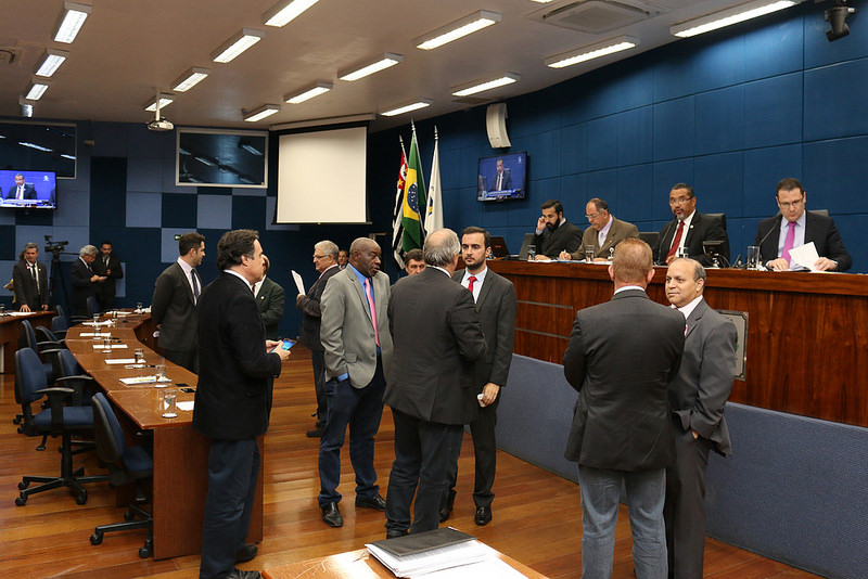 Câmara aprova, em primeira votação, PL que obriga secretaria de saúde a dar atendimento psicológico a vítimas de racismo em Campinas
