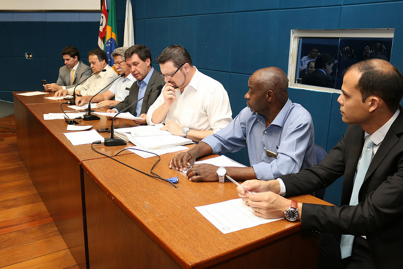 Constileg decide dar continuidade ao PL que regulamenta o transporte por aplicativo de autoria do Executivo