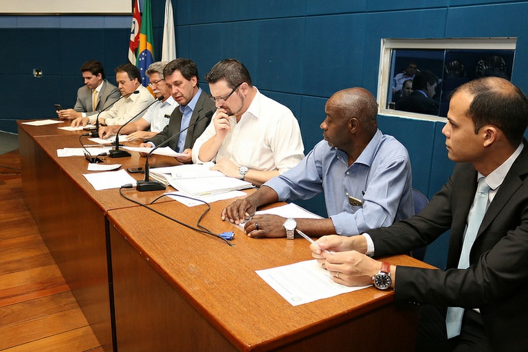 Constileg decide dar continuidade ao PL que regulamenta o transporte por aplicativo de autoria do Executivo