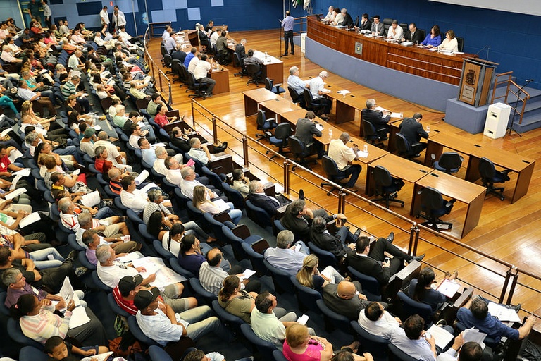 A partir de agora, população também poderá participar de audiências públicas mandando perguntas pela Internet: sistema já funcionará na audiência desta quarta (13)