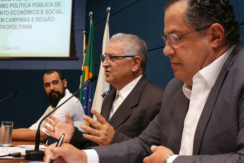 Comissão de Assuntos da RMC discute importância econômica da regularização fundiária  