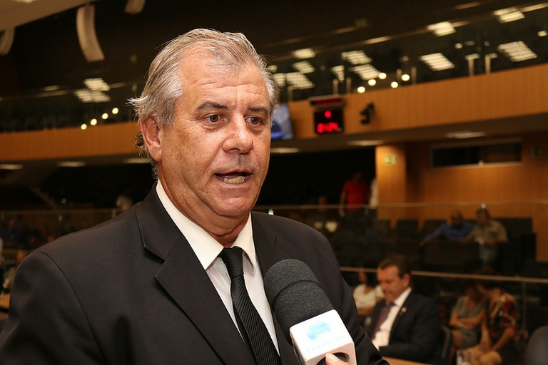 Presidente do Clube Regatas recebe da Câmara Diploma de Mérito Esportivo “Sérgio José Salvucci”