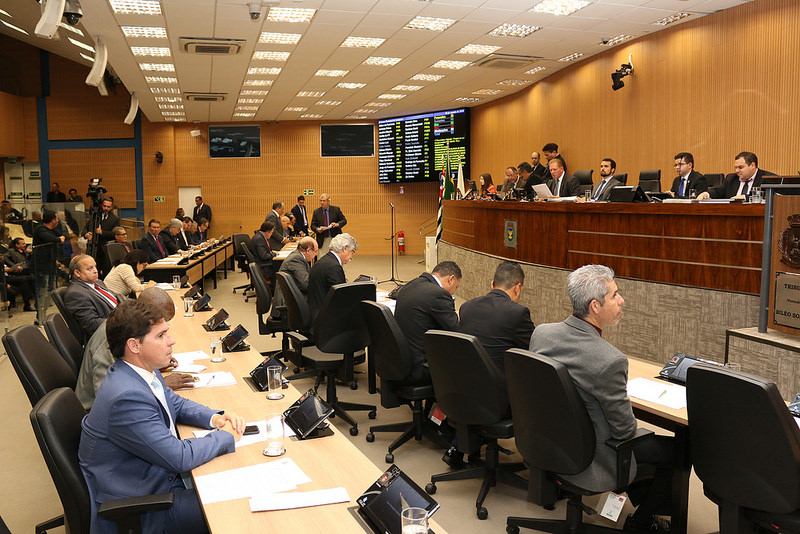 Câmara vota nesta segunda (20) PL que propõe desconto em IPTU para imóveis de ruas onde há feiras livres; confira a pauta da sessão 