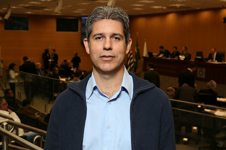 Suplente Du Tapeceiro irá assumir vaga de Campos Filho, que teve requerimento de licença apresentado na reunião desta quarta (1º)