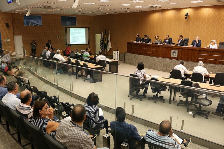 Em audiência pública, Executivo diz que “Rede Mário Gatti” corrige distorções apontadas pelo TCE e será primeiro de uma série de PLs para regulamentar atendimento de Saúde
