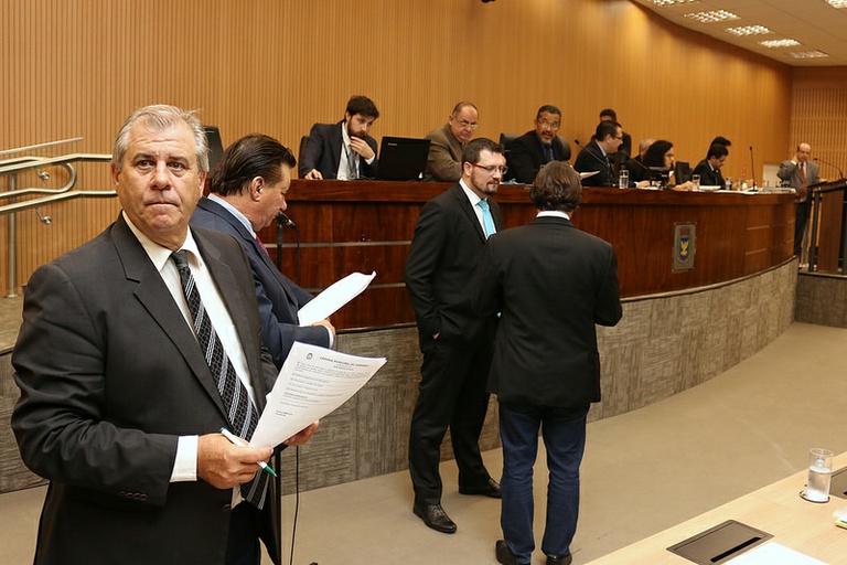 Câmara aprova Dia do Imigrante Chinês, primeira data comemorativa que passou por audiência pública, e vereador Tourinho irá representar o Legislativo em Seminário na China