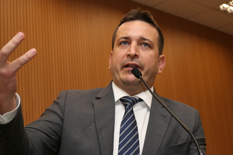 Tenente Santini promove nesta segunda-feira (11) evento sobre reforma na segurança pública
